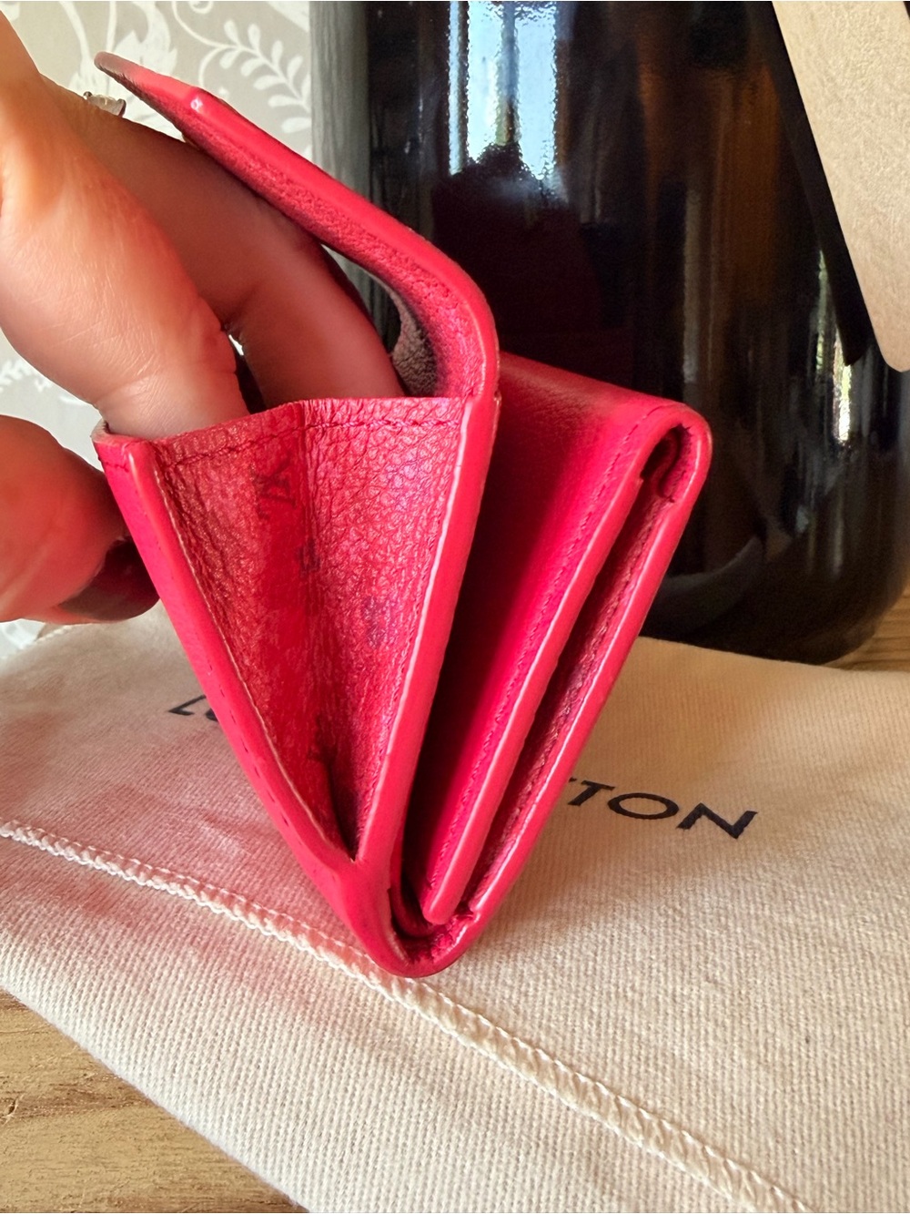 Louis Vuitton Lockmini Wallet Limited Pink Leather Floral Interior w/ Dustbag - Picture 12 of 17
